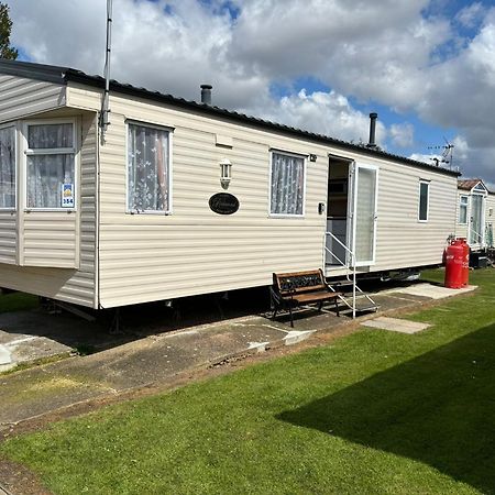 Seawick Holiday Home Saint Osyth Екстер'єр фото